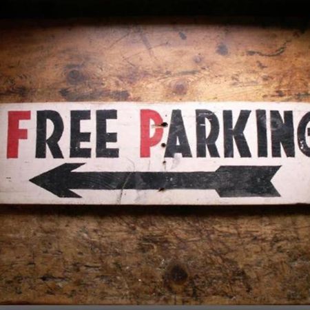 Апартаменты Pop Art Pad Heart Of Old Town With Parking! Гастингс Экстерьер фото